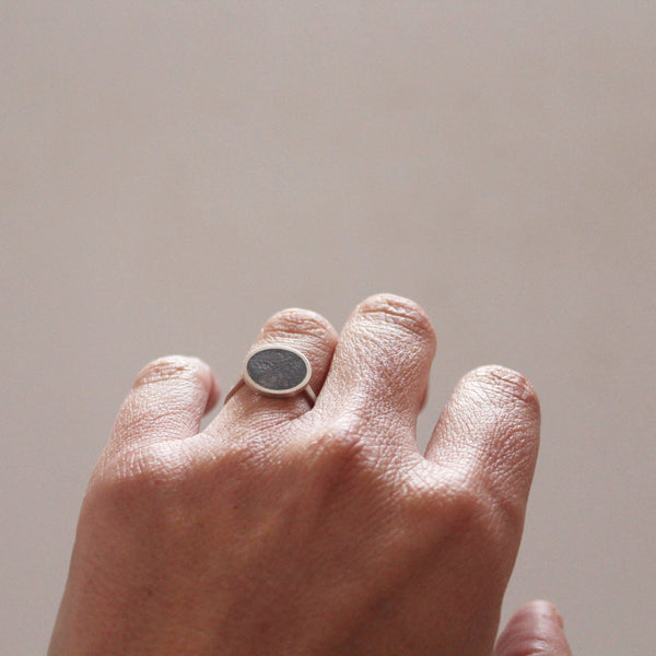 IMG_9756c - Minimalist circle concrete ring in silver - BAARA