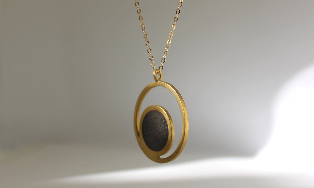 Jewelry Story - The Long Orbit Concrete Necklace